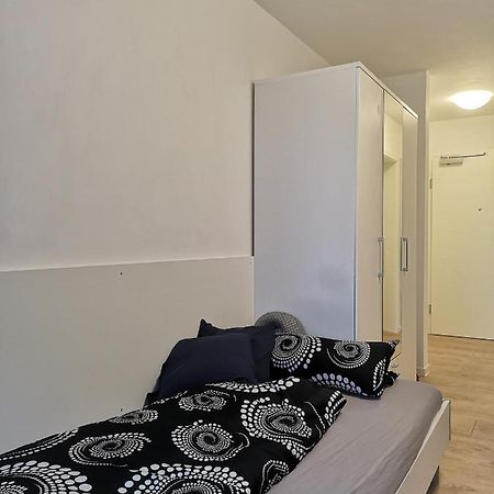 شقة Beautiful Flat, Near Westpark & Hostpital, Easy Parking إنغولشتات المظهر الخارجي الصورة